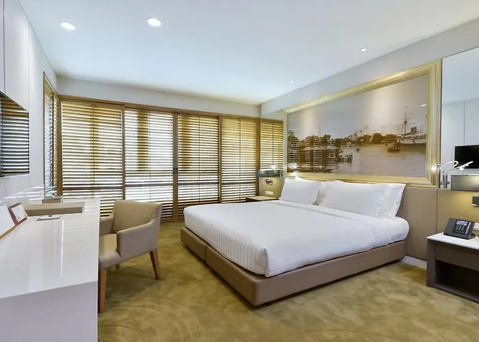 Grande Centre Point Ploenchit 5*