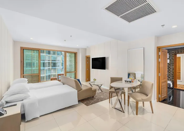 Hotel Grande Centre Point Ploenchit 5*